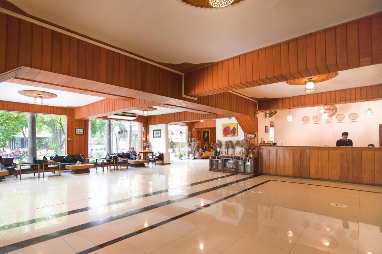 E-outfitting Golden Country Hotel Mandalay